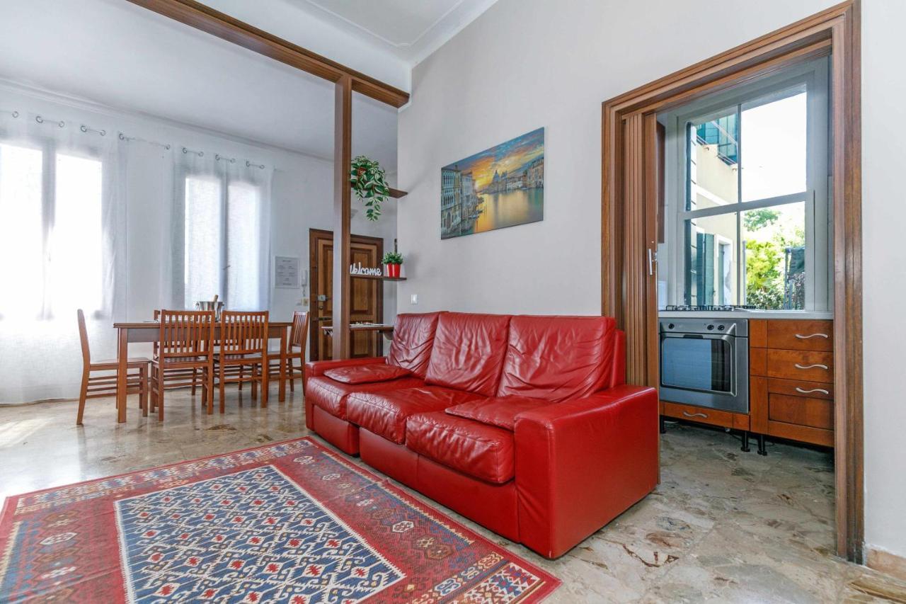 Ferienwohnung 11 Venice Garden Private Garden Parking Free Marghera Exterior foto